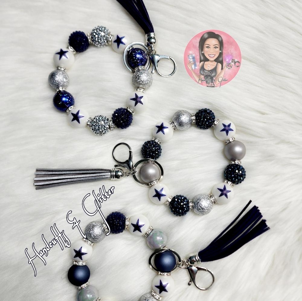 Customizable Wristlets - Picture 8 of 16
